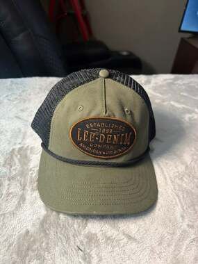 Lee Men's Established 1889 Lee Denim Company Trucker Snapback Hat - Olive/Black